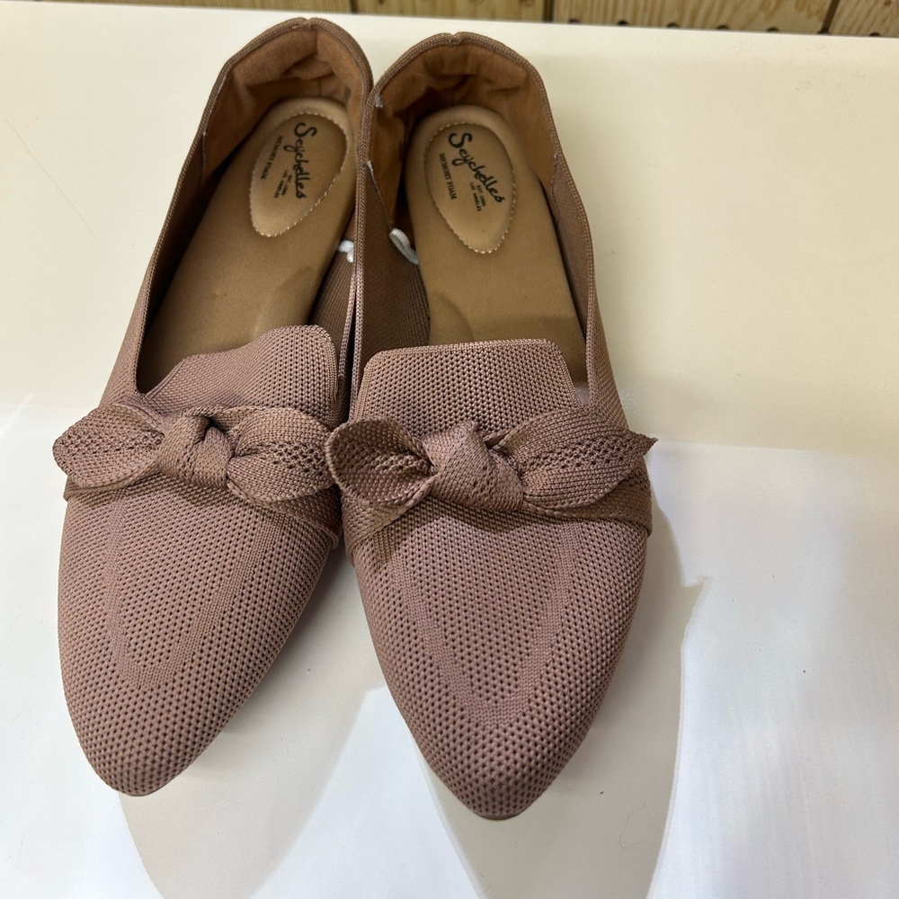 Seychelles Bow Pointed Loafers